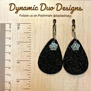 Black glitter teardrop Grey Paw 🐾 charm earrings